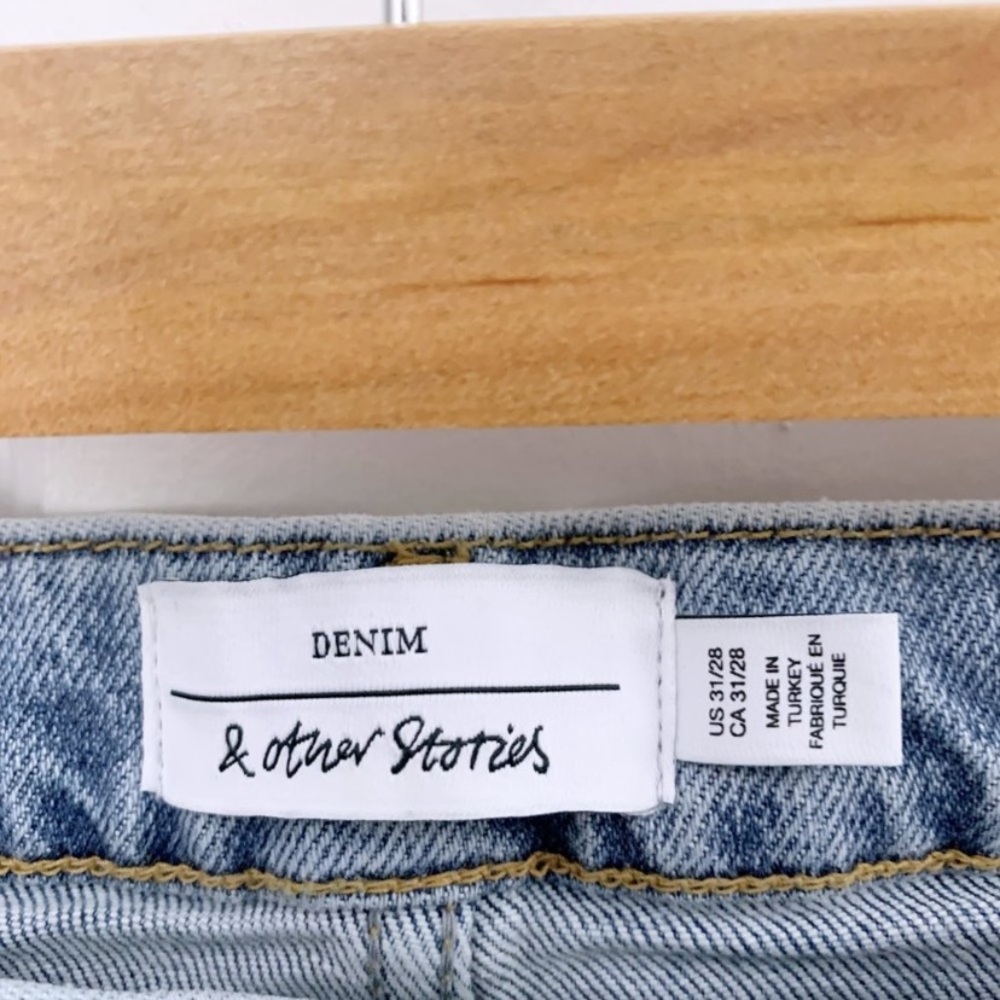 & Other Stories High Rise Straight Leg Raw Hem Jeans Size 31 X 28 - Picture 3 of 4